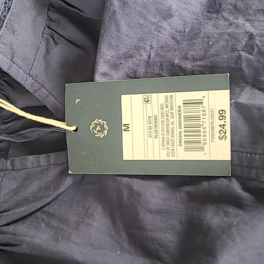 Universal Thread - Picture 3 of 6